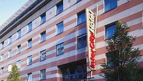 Eingang InterCity Hotel Nürnberg