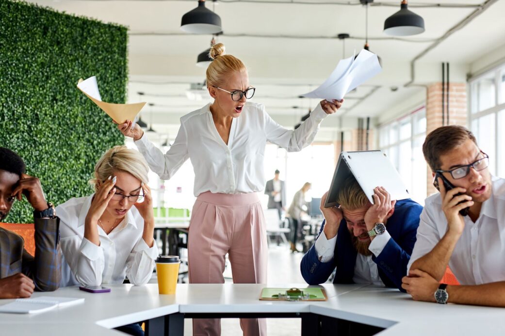 Kommunikationstraining hilft in kritischen Situationen